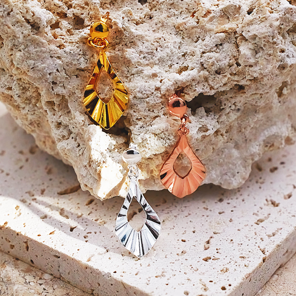 Maya Dangling Earrings