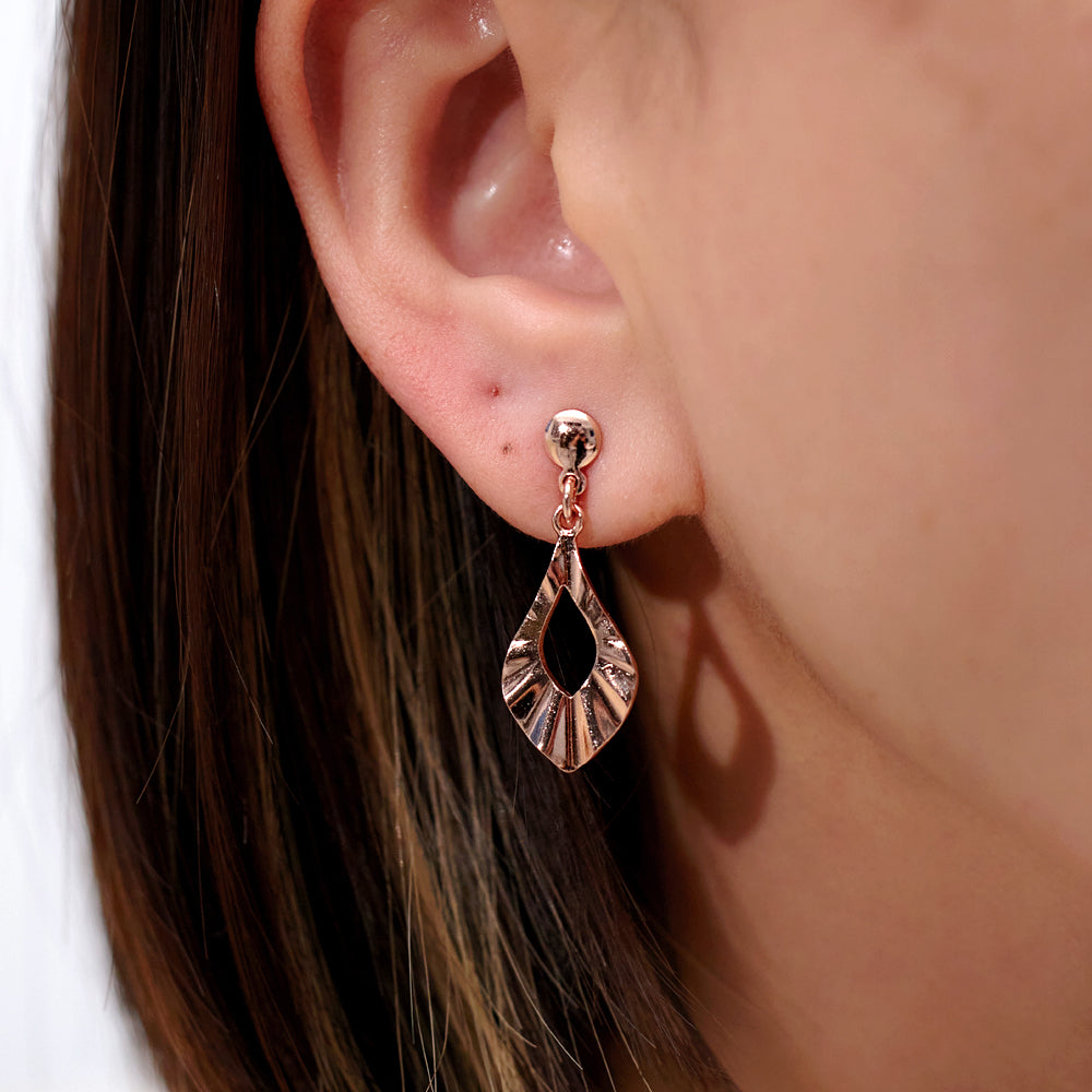 Maya Dangling Earrings