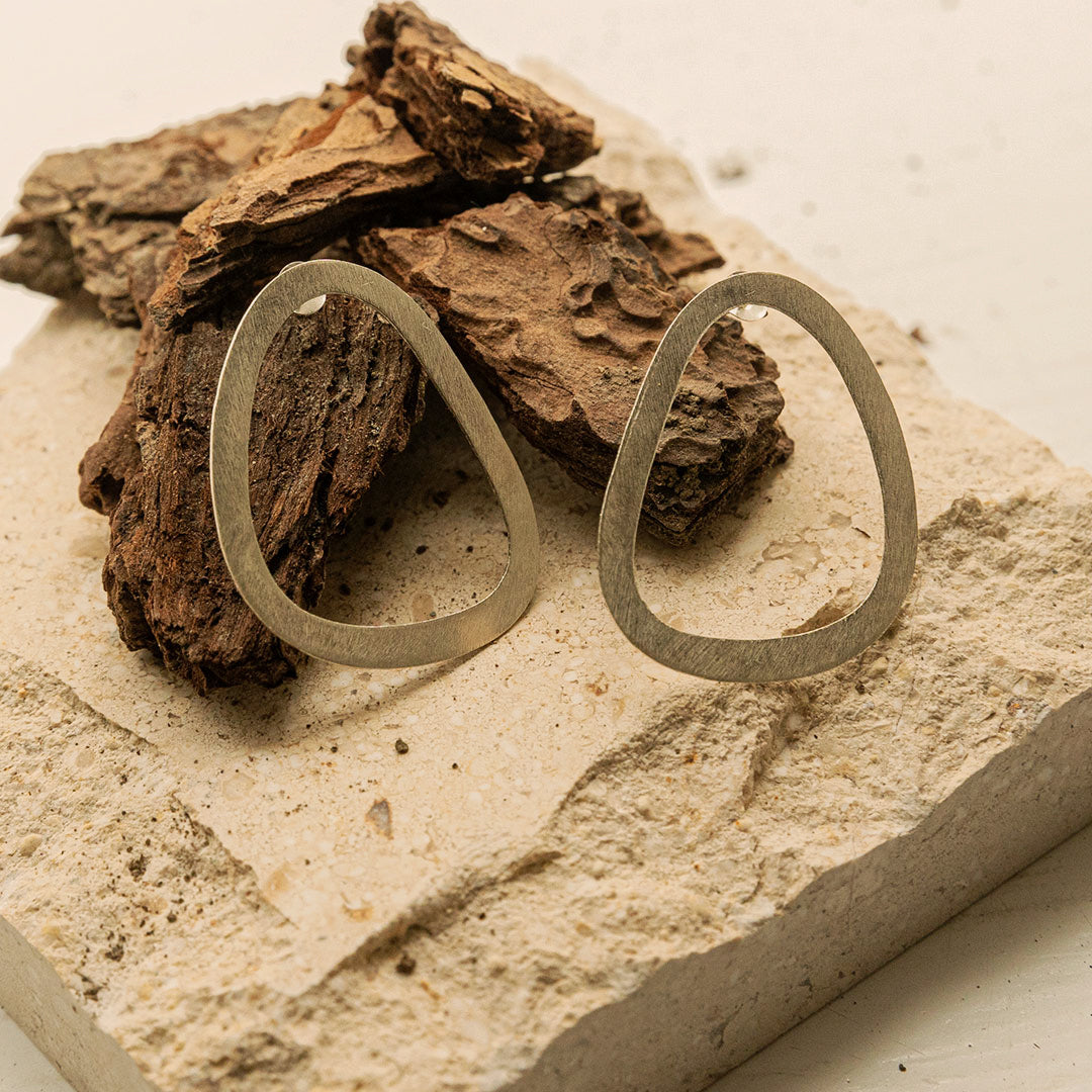 Onda Triangle Wave Earrings