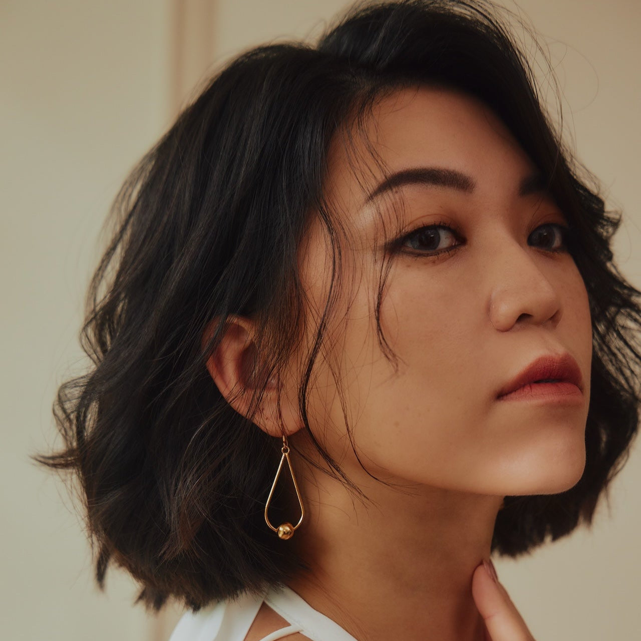 Eirene 水滴圓珠耳環