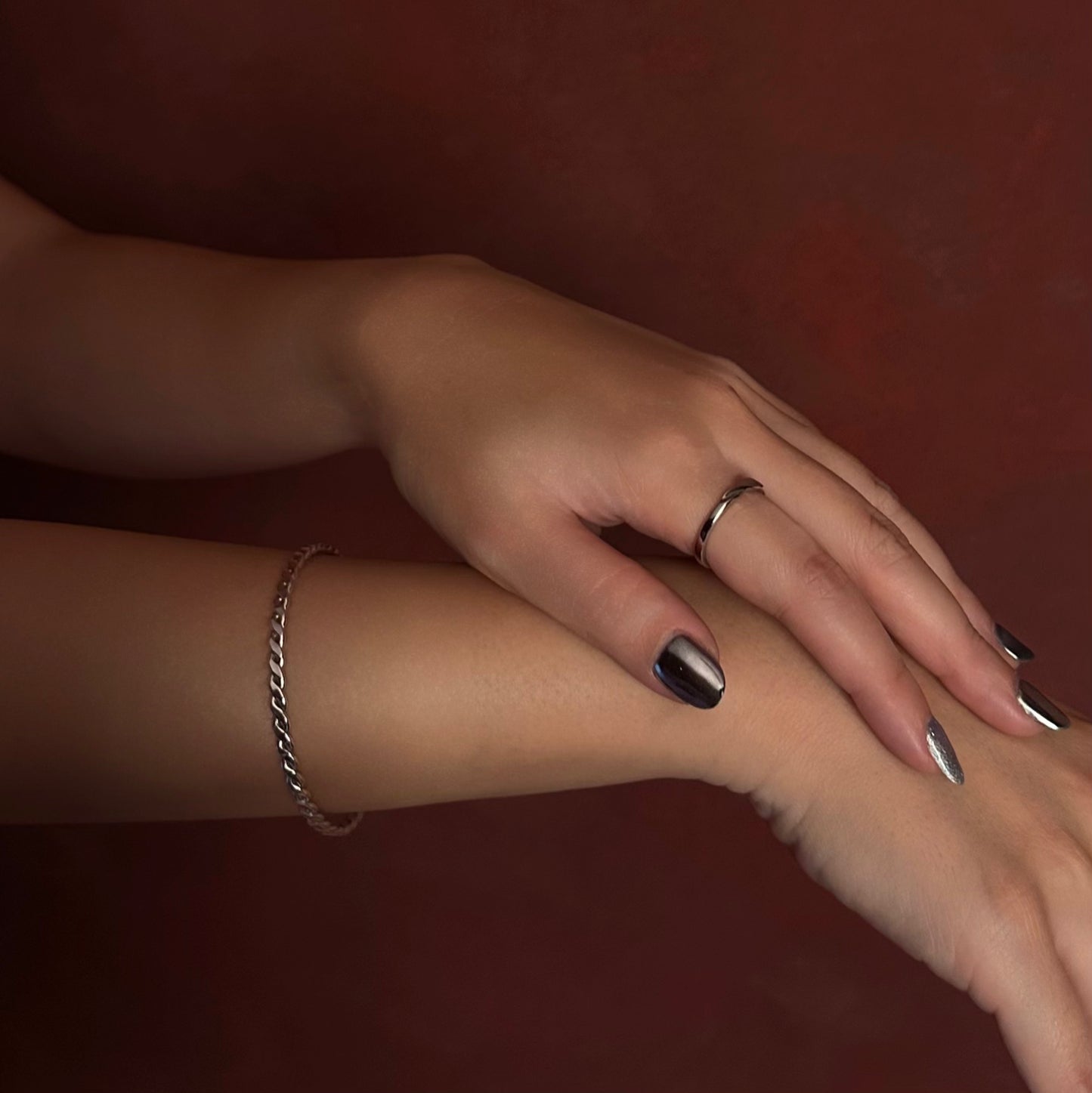 Sterling Silver|Aiden cool-toned twisted bangle