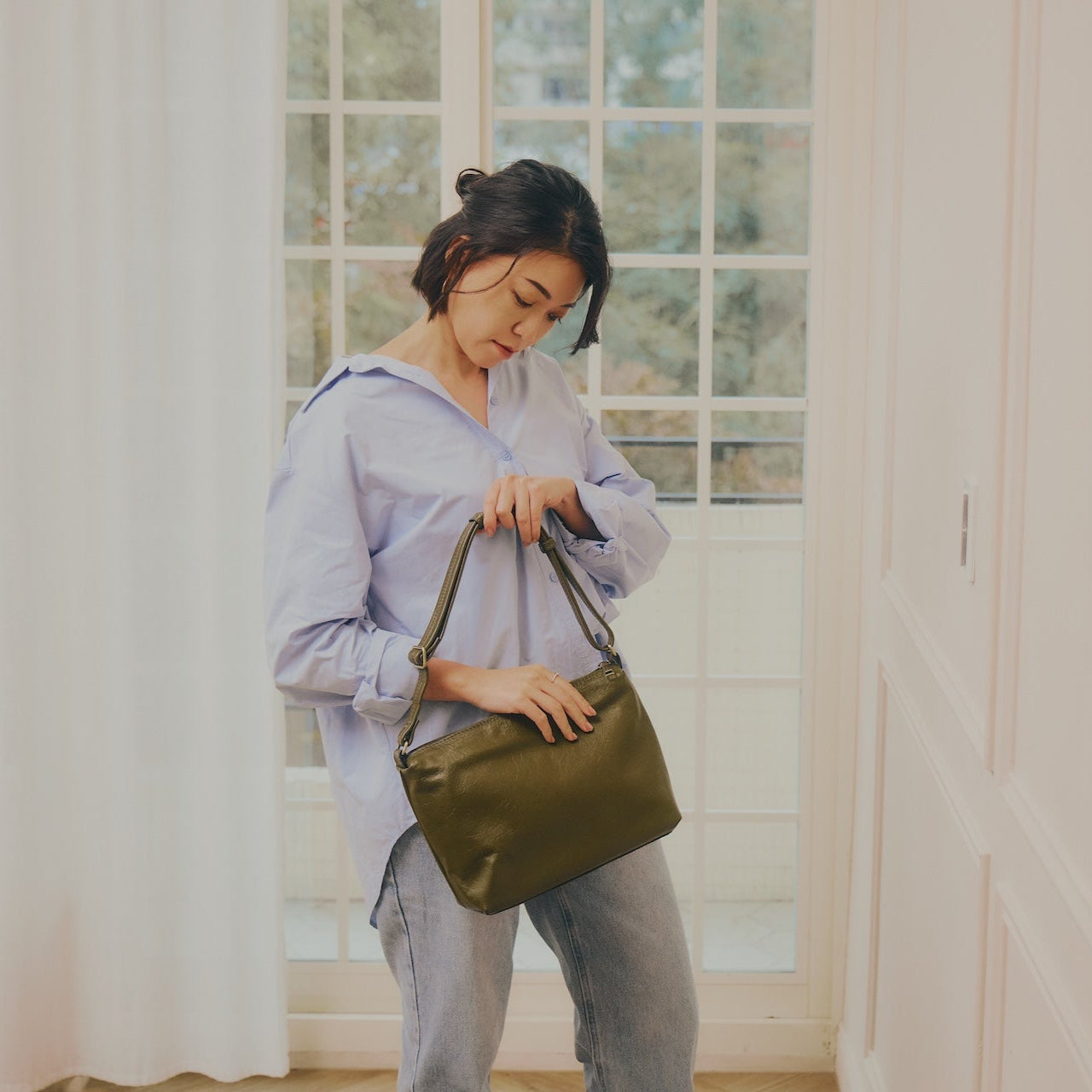 Elvira Full Grain Shoulder Bag