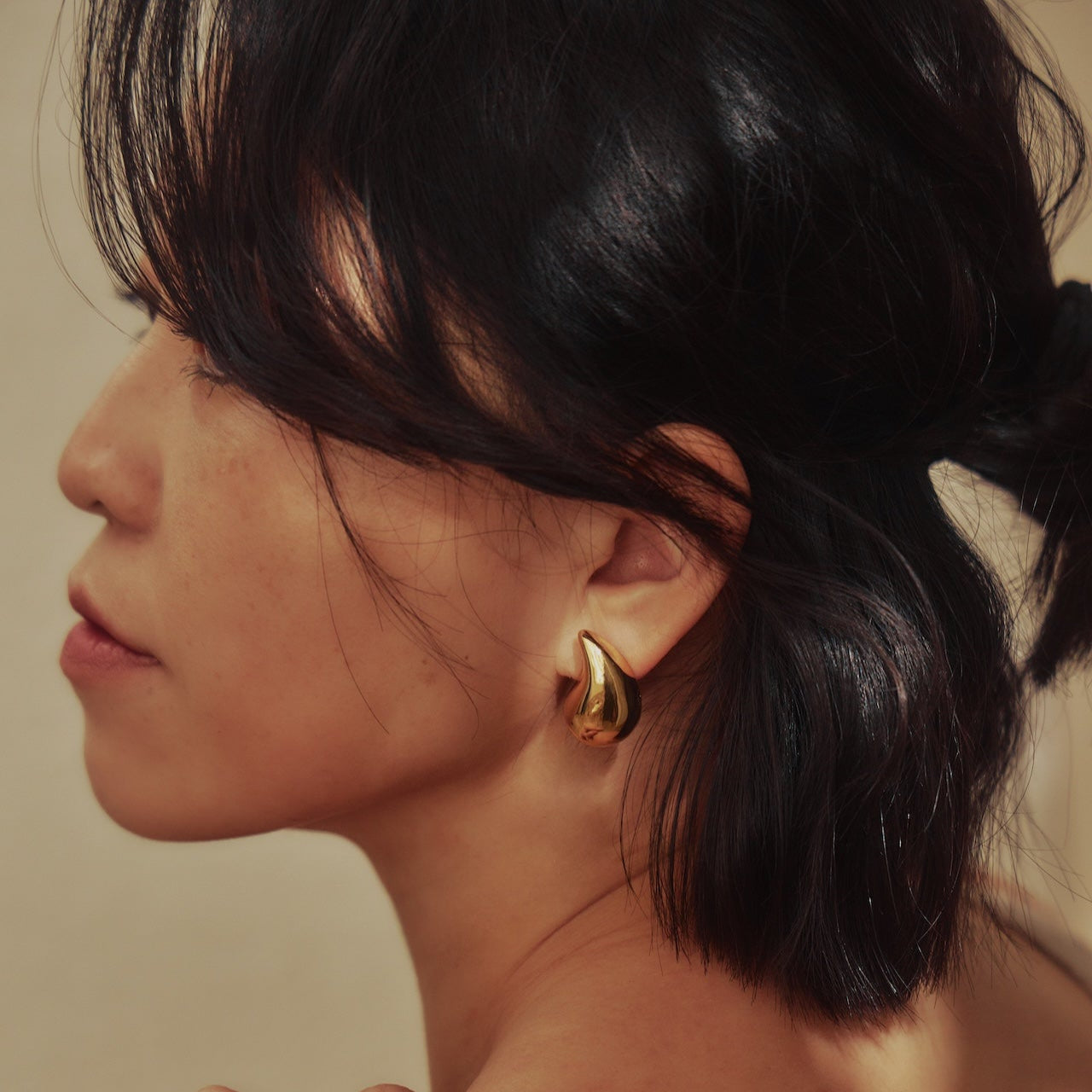 Lily Bean 實心曲線耳環