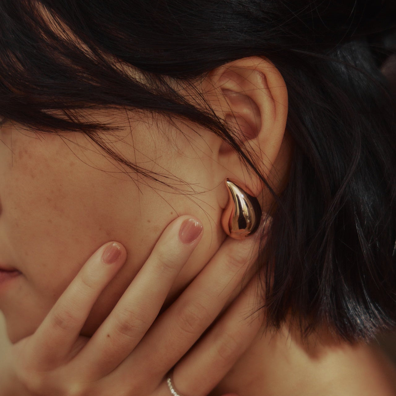 Lily Bean 實心曲線耳環