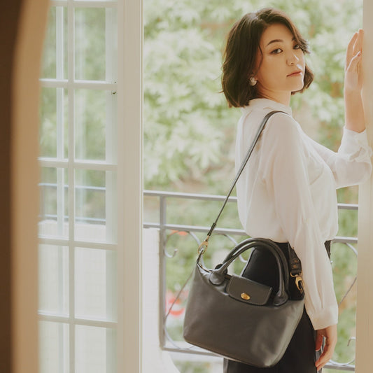 Avery Full Grain Small Dumpling Satchel