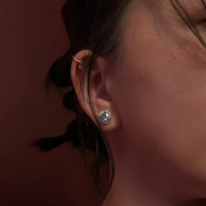 Mira Halo 單鑽白鋯耳環