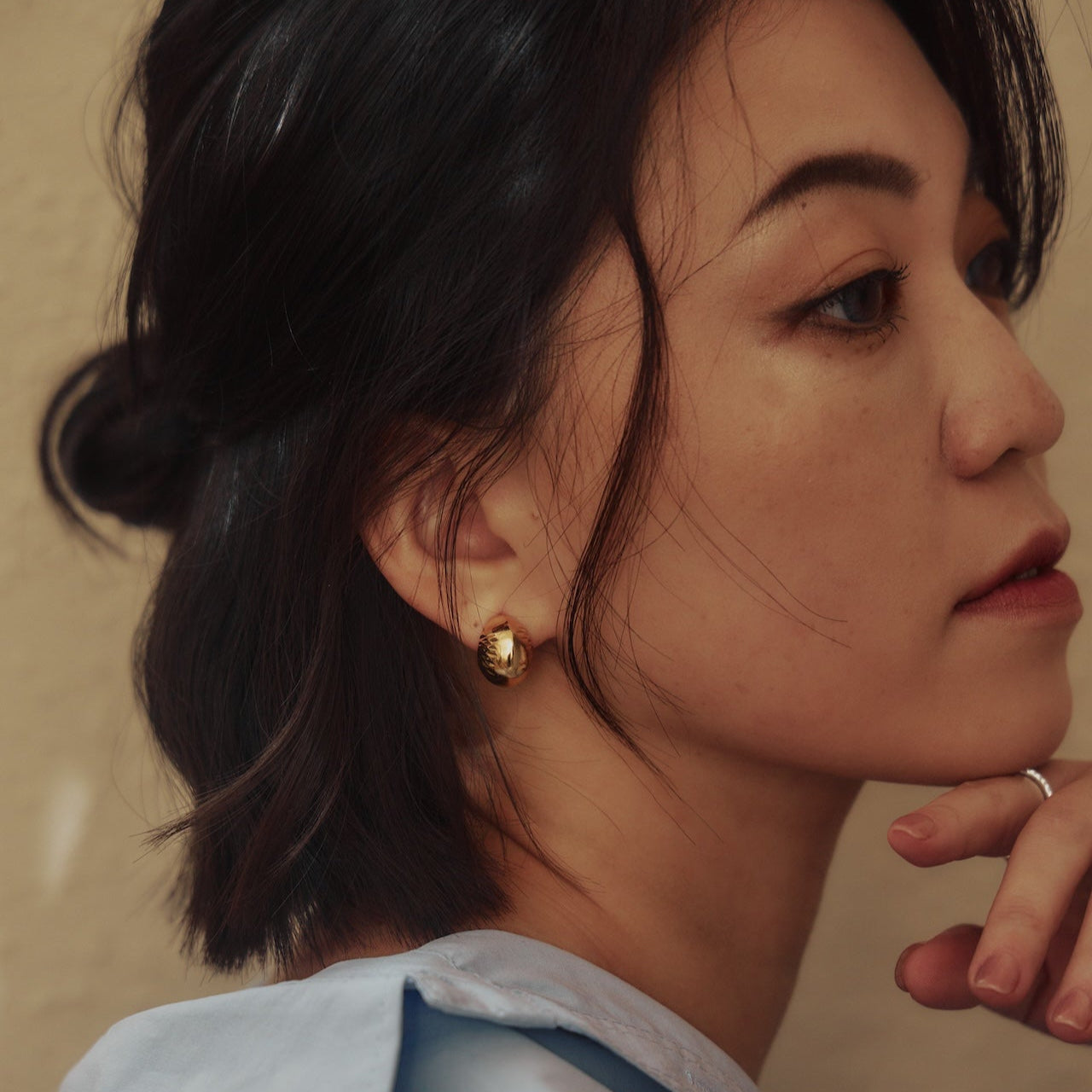  LUNA Engraved Crescent Earrings 