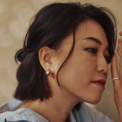  LUNA Engraved Crescent Earrings 