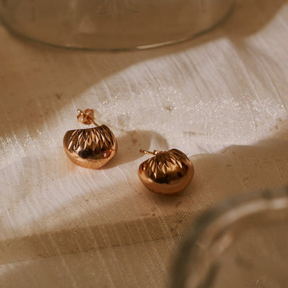  LUNA Engraved Crescent Earrings 