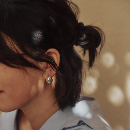  LUNA Engraved Crescent Earrings 