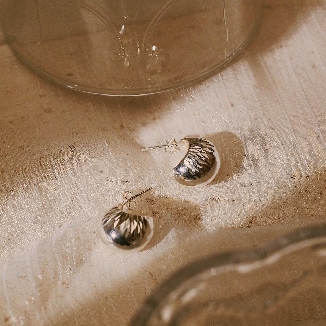  LUNA Engraved Crescent Earrings 