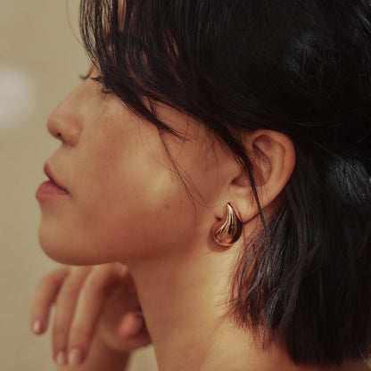 Lily Bean 實心曲線耳環