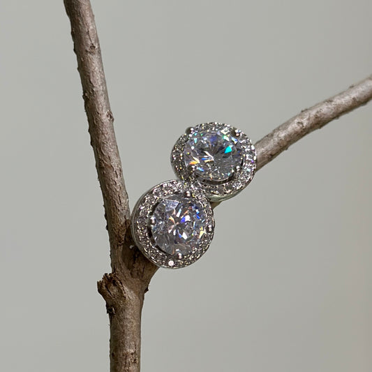 Mira Halo 單鑽白鋯耳環