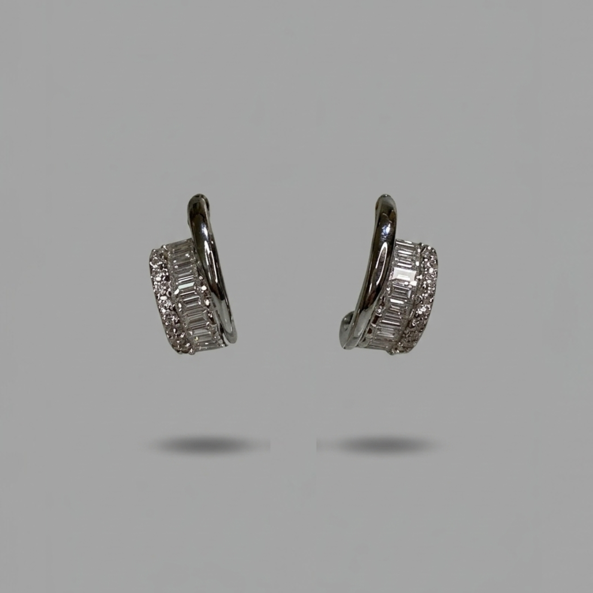 Zora V-Cut Hoop Earrings