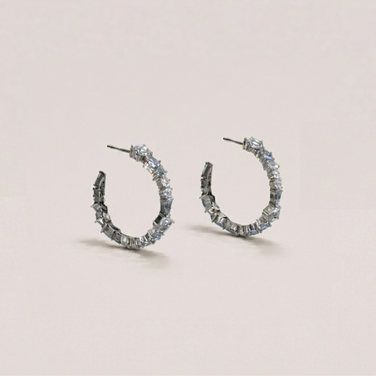 Sterling Silver｜Iris Blue Zircon Earrings